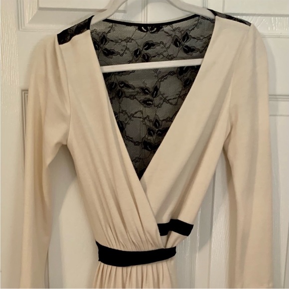 Diane von Furstenbeng Kendall Jenner Seduction Wrap dress - Picture 5 of 14